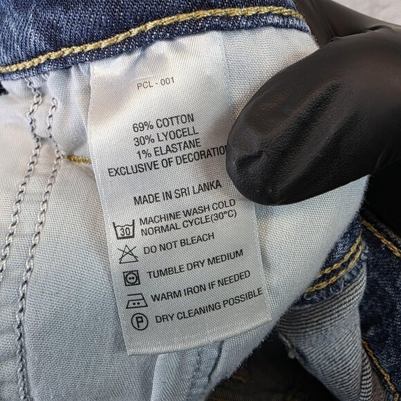 Levi's Jeans Womens 28 Blue Denim Cropped Straight Raw Hem Frayed Stretch Y6867 - Picture 10 of 11